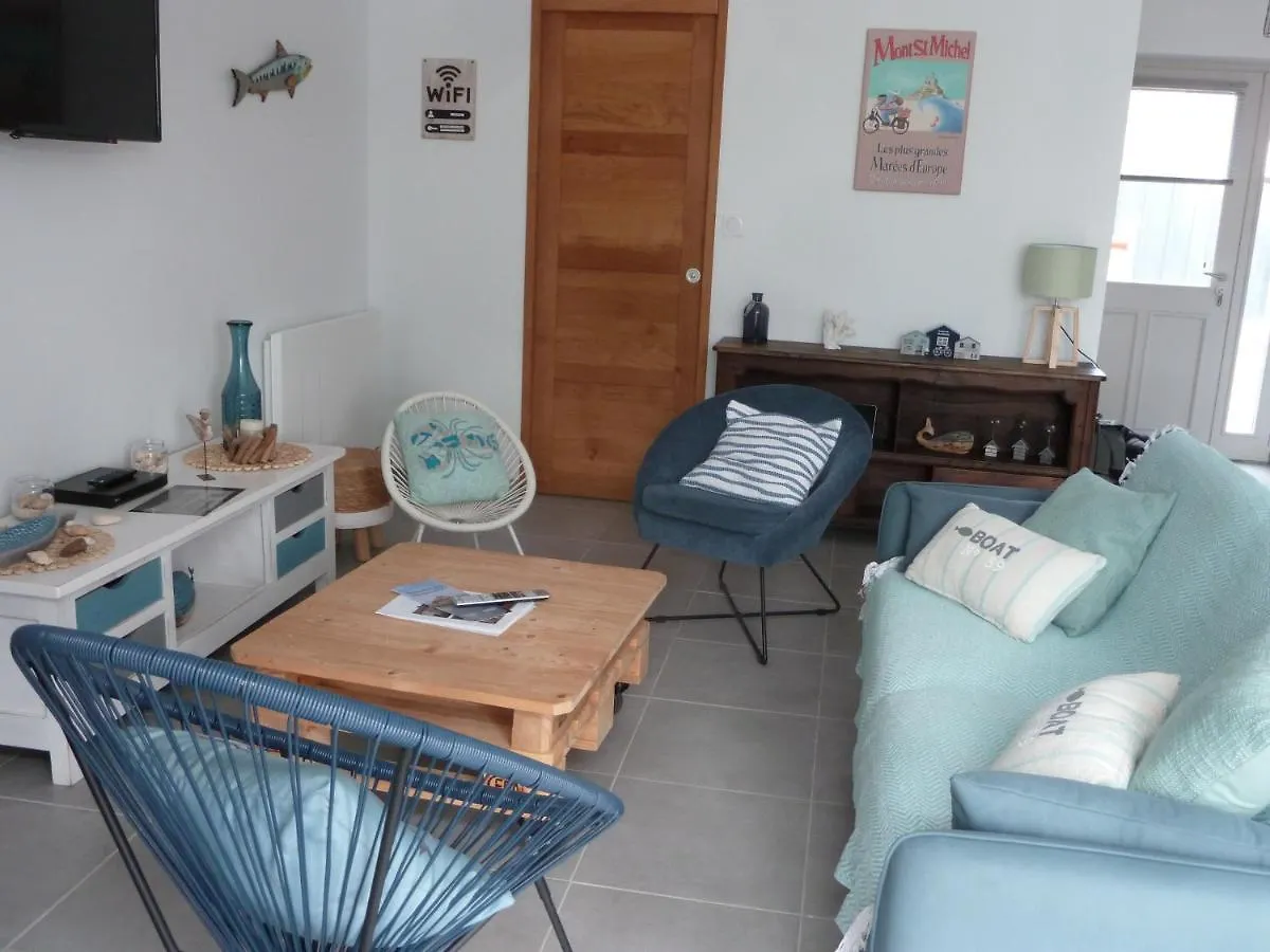 Holiday home Chez Charlotte Villa Cherrueix France